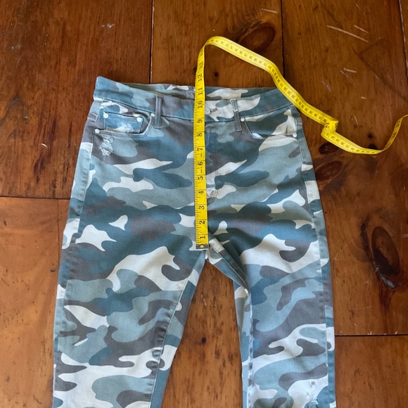 Mother High Waisted Looker Ankle Fray Camo Jeans sz27 - Picture 9 of 14
